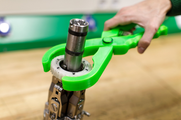 喜力啤酒西班牙工厂 3D打印技术赋能生产线，定制化工具与锁具提升效率