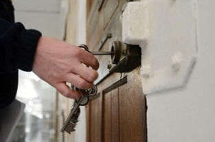 维修陷阱 警惕住宅设备修理工的欺诈行为——以6000欧元天价门锁更换为例